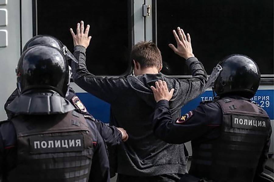 СК просит арестовать еще одного участника несогласованной акции 27 июля в Москве