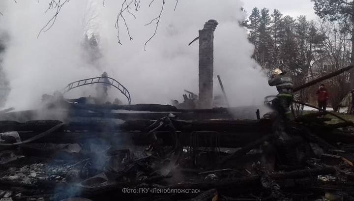 Трое детей и их бабушка с дедушкой заживо сгорели на даче под Петербургом