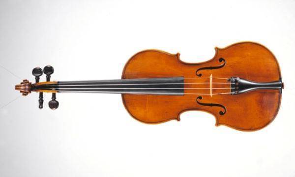 Музыкант забыл в лондонской электричке скрипку за 250 тысяч фунтов