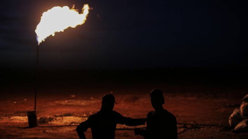 США намерены поддерживать контроль за нефтяными месторождениями в Сирии