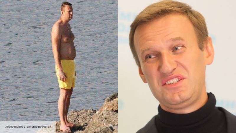 Штабы Навального побираются в соцсетях, пока блогер балует себя заграничным отдыхом