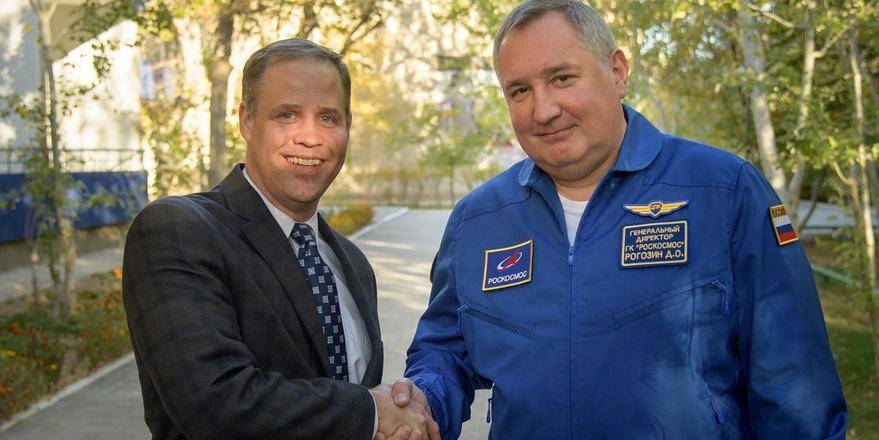 Рогозин получил "теплое" письмо от главы NASA и пожертвовал российскими космонавтами ради американцев