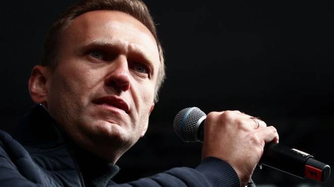 «Поехавшего кукухой» Навального высмеяли за слова о насилии на «мирных акциях» в Гонконге