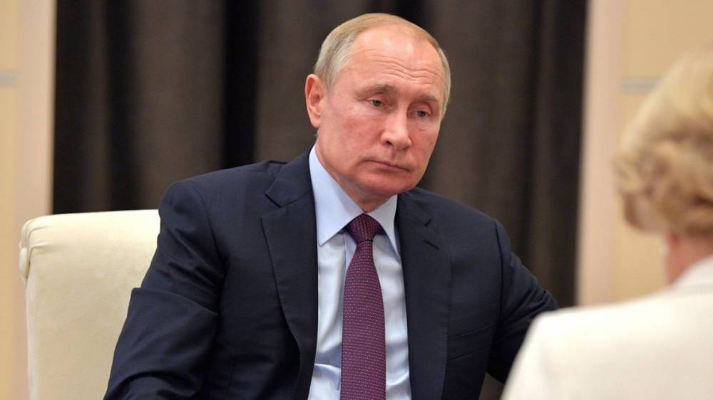 Путин назвал недостаточным объем финансирования первичного звена медицины