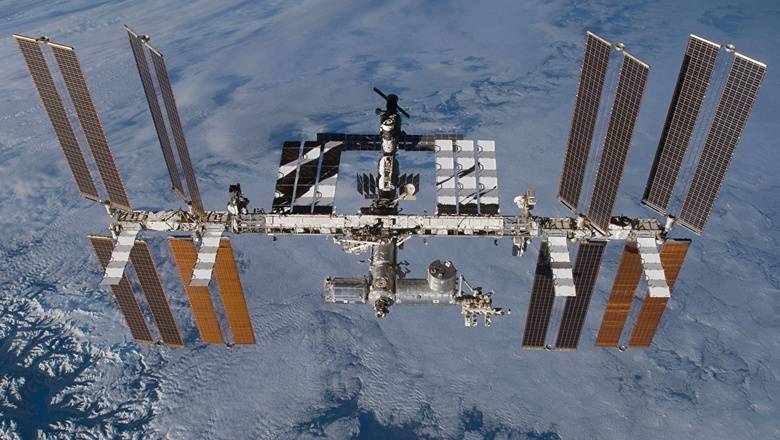 Рогозин: российские миссии на МКС "ужмут" ради помощи NASA