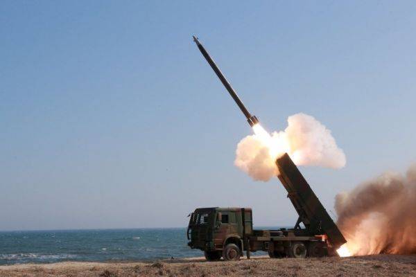 Северная Корея совершила запуск баллистической ракеты