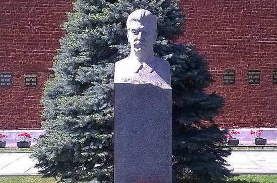 Исполнилось 58 лет перезахоронению Сталина