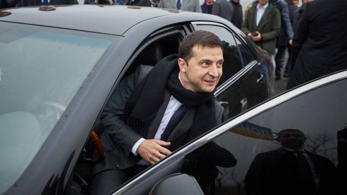 Крымский сенатор посоветовал Зеленскому не тратить время на «реинтеграцию» полуострова