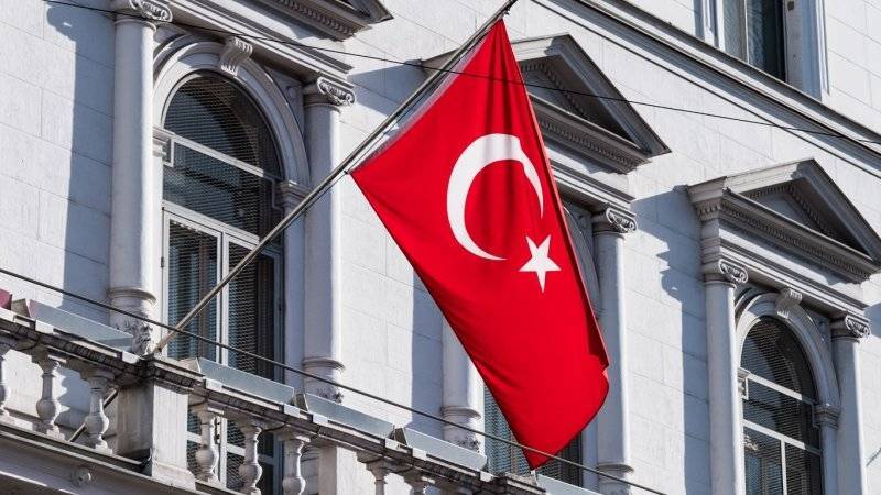 Анкара осудила антитурецкие санкции, одобренные в Вашингтоне