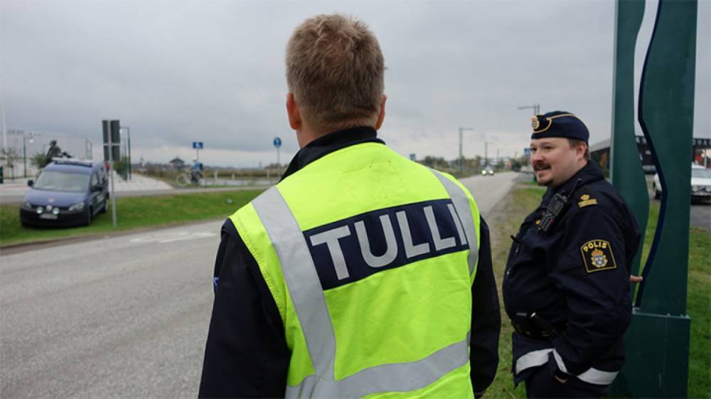 Петербуржцев предупредили о больших пробках на финляндской границе в ближайшие выходные