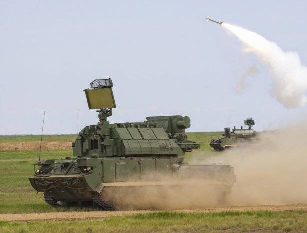 Калининградское небо прикрыли новейшие зенитно-ракетные комплексы