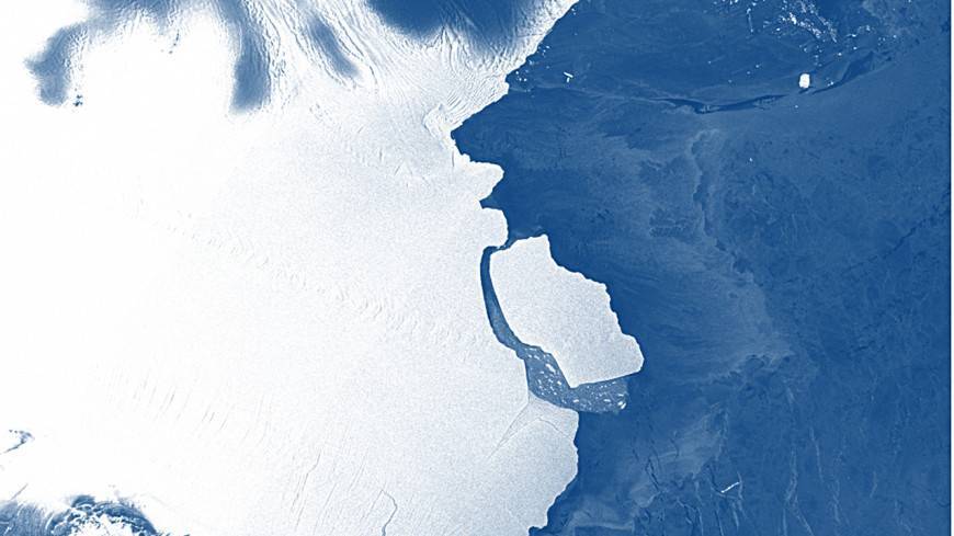 Огромный айсберг откололся от ледника в Антарктиде. Виновато глобальное потепление?