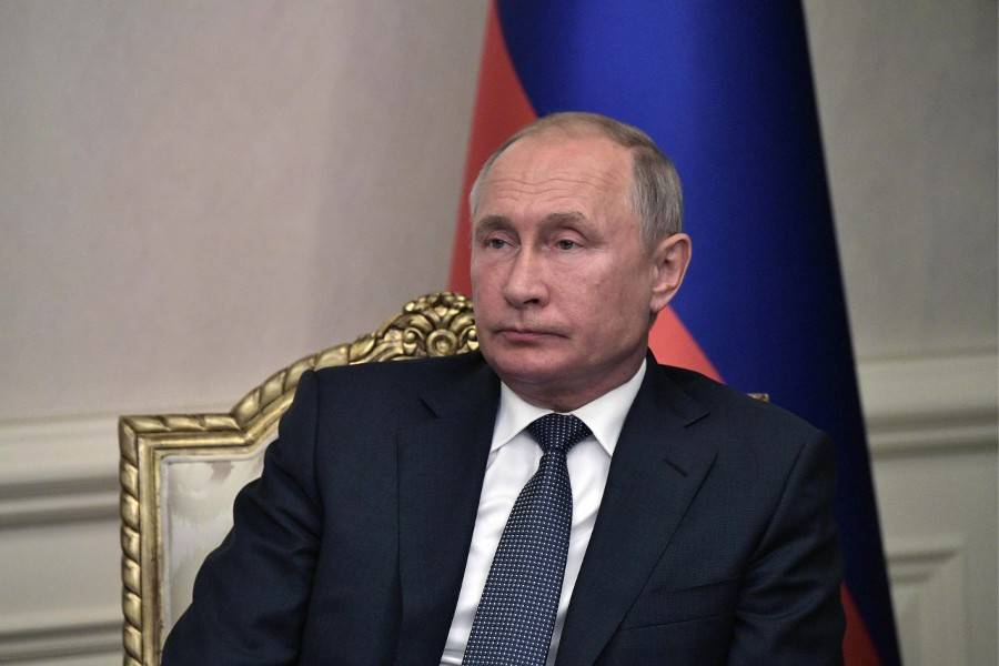 Путин распорядился временно разместить Госдуму в Доме Союзов