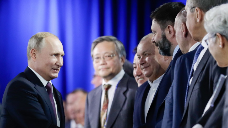 Путин впервые встретился с Вышинским после его возвращения в Россию