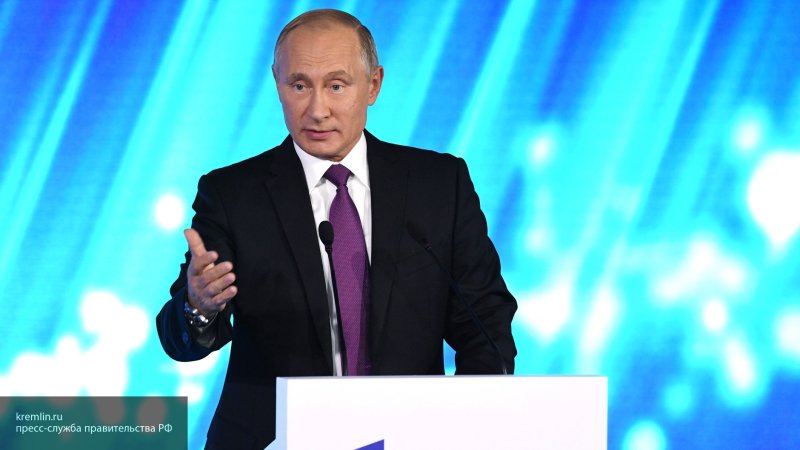 Путин сравнил международные отношения с музыкой, в которой не должно быть фальши