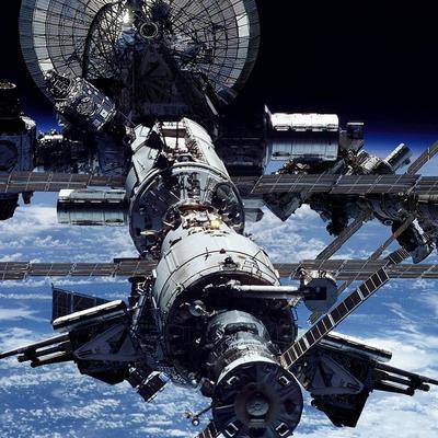 "Союз МС-12" с возвращающимся на Землю экипажем отстыковался от МКС
