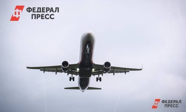 Самолет экстренно сел в Волгограде из-за смерти ребенка на борту