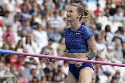 Россиянка Сидорова стала чемпионкой мира по прыжкам с шестом