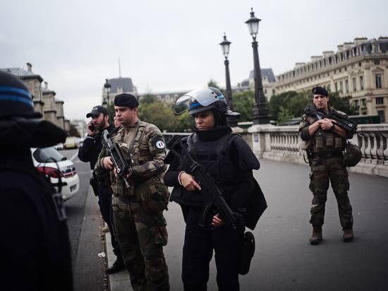 Резня в центре Парижа: в полицейской штаб-квартире убиты пятеро