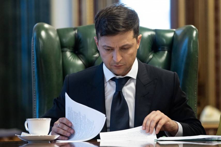 Будет новый закон об особом статусе Донбасса - Зеленский