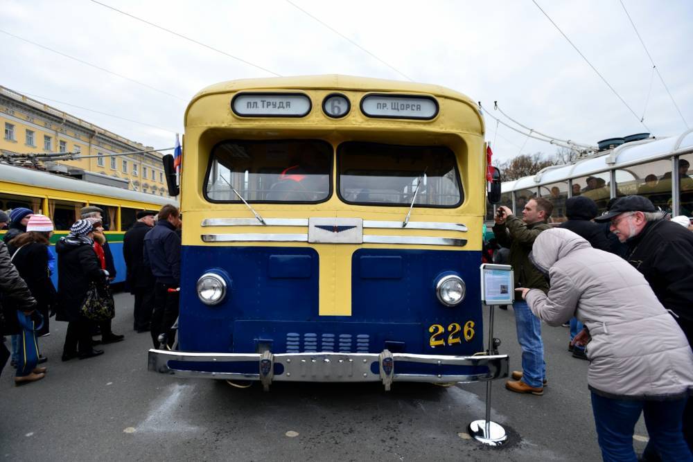 Московские власти планируют до 2020 года демонтировать всю контактную сеть троллейбуса