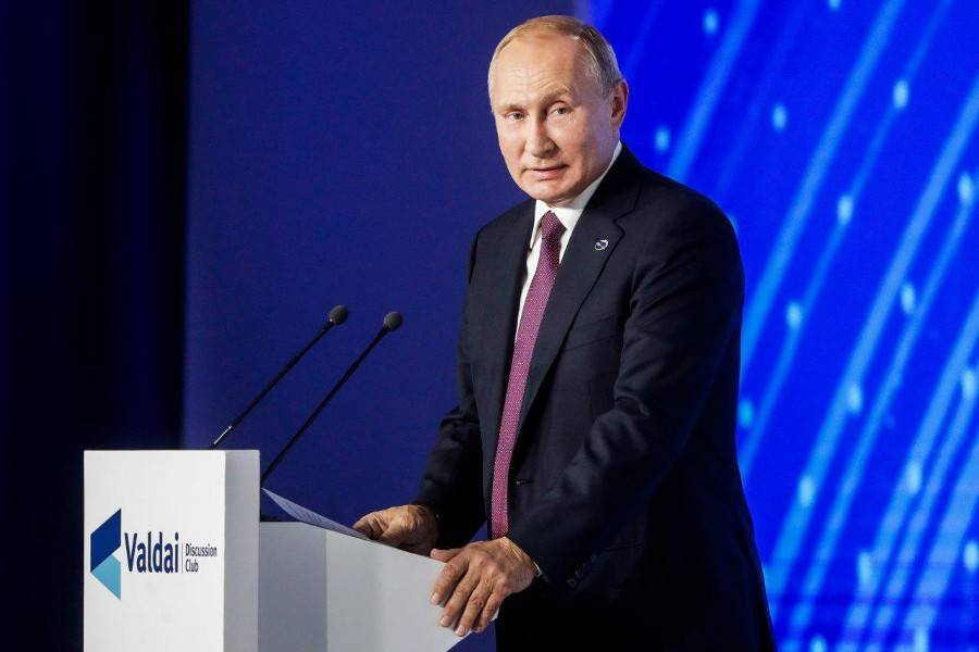 Путин заявил, что внутриполитическая борьба в США приняла "крайние формы"