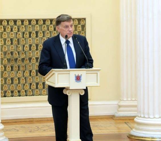 Спикер петербургского парламента Макаров объяснил, что такое «телебонить»