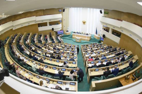 Порядок использования средств ФНБ должен обсуждаться с участием парламентариев, считает Матвиенко