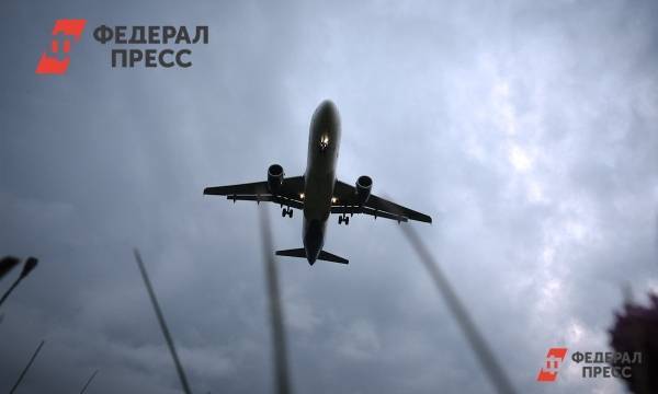 Летевший из Испании самолет совершил аварийную посадку на Украине. Есть погибшие