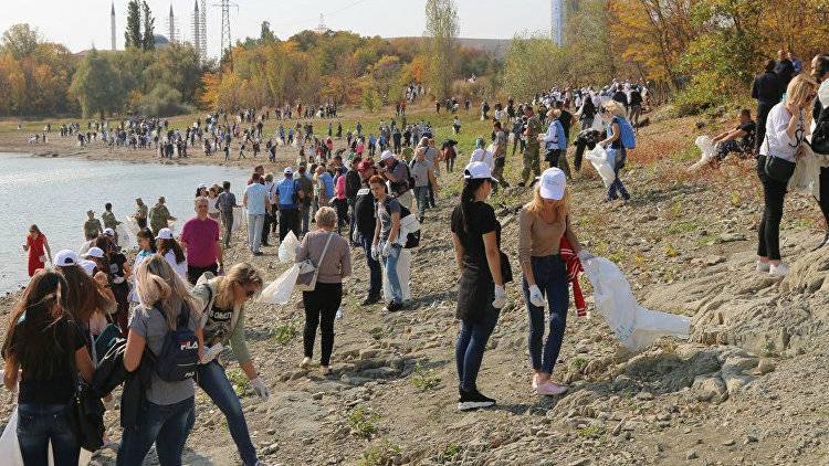 Фотофакт: на берегу Симферопольского водохранилища прошел экомарафон