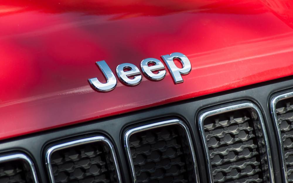 Кроссоверы Jeep Cherokee снова попали под отзыв
