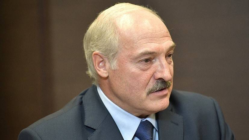 Лукашенко случайно назвал Украину Россией на встрече с Зеленским
