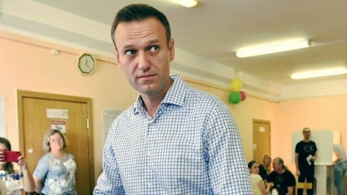 Журналист Лурье рассказал, как Навальный получает деньги от Ходорковского