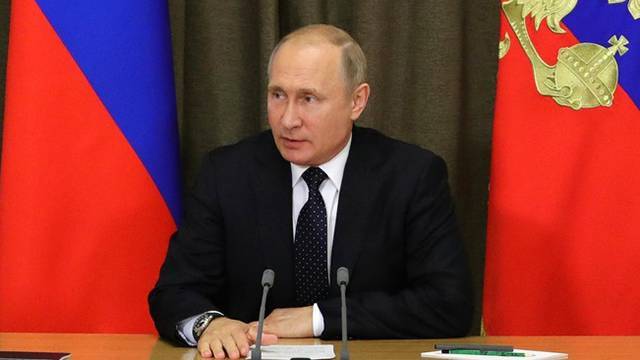 Путин хочет добиться большей вовлеченности граждан в работу чиновников