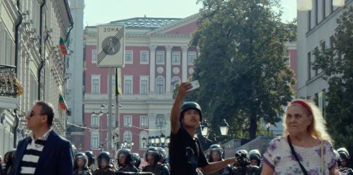 Авторы интерактивного сериала о российских протестах, правозащитниках и молодежи запустили краудфандинг