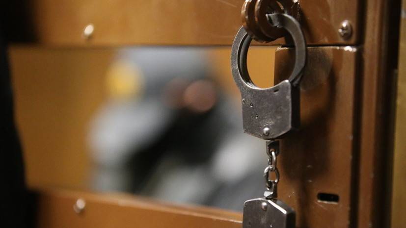 Суд в Балашихе арестовал обвиняемого в убийстве школьницы подростка