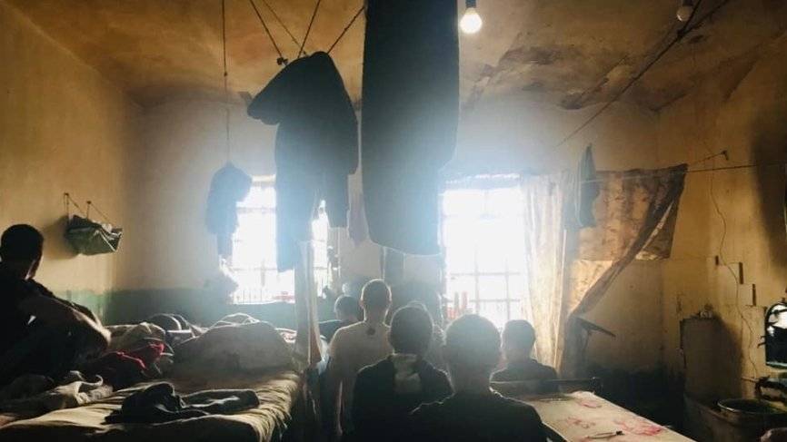 Экс-депутат Рады обнародовал шокирующие фотографии из одесского СИЗО
