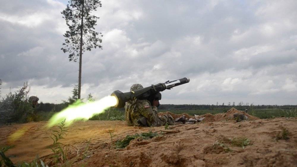 США подготовили украинских военных для использования американских Javelin