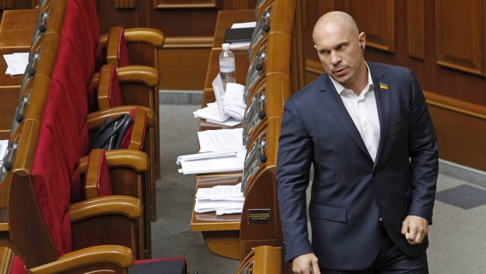 Мастурбировавший в Раде депутат заявил, что вся Украина «прильнула к его члену»