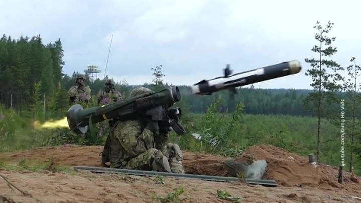 Госдеп США намерен дать Украине противотанковые "Джавелины"