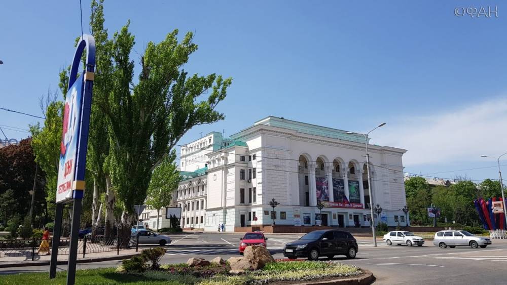 Очевидцы сообщили о сильном взрыве в Донецке