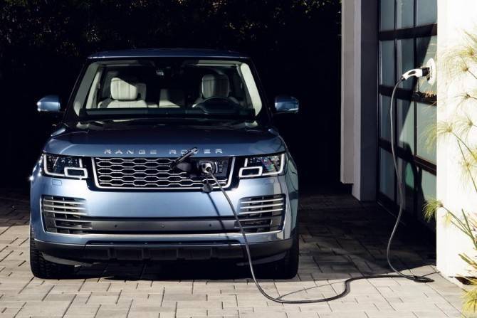 Jaguar Land Rover сомневается в перспективах электрических внедорожников