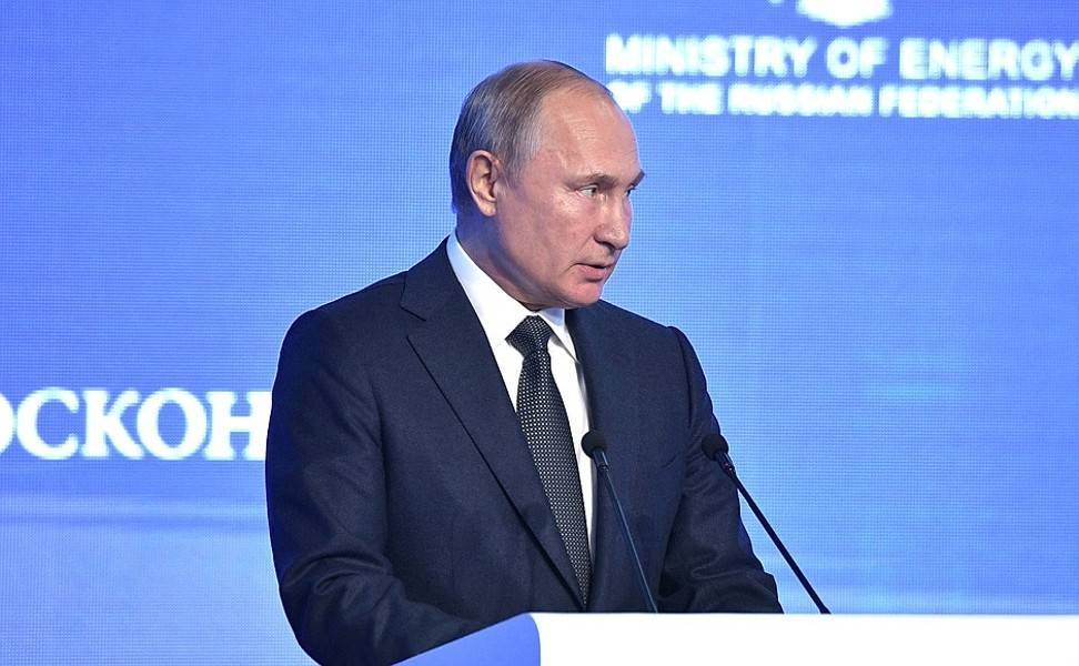 Путин сделал замечание исказившему смысл его слов журналисту