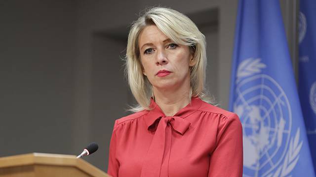 Захарова обвинила США в срыве визита дипломатов РФ на форум из-за виз