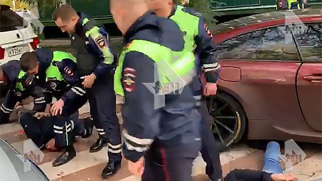 Новое видео задержания сына топ-менеджера МТС после "гонок" с полицией
