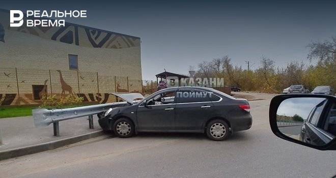 Соцсети: у стен Казанского зоопарка произошло еще одно ДТП