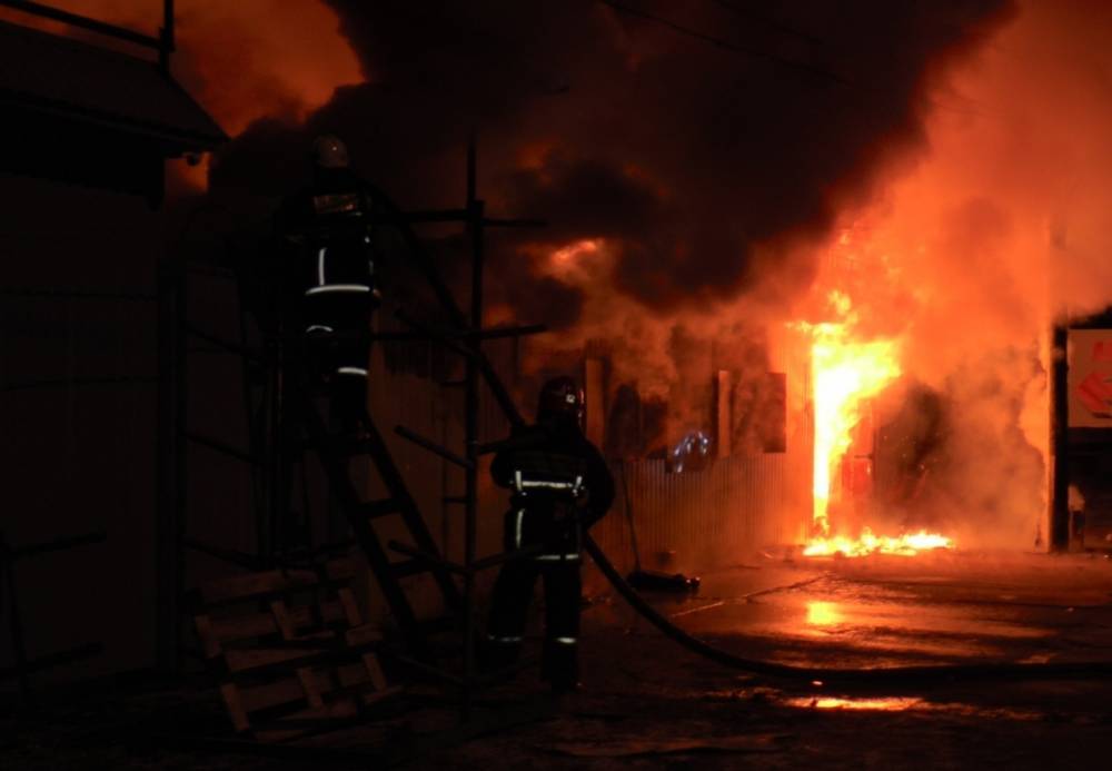 Калининградец пострадал при пожаре на ул. Баженова