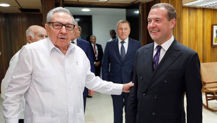 Медведев: отношения России и Кубы дружеские, но прагматичные
