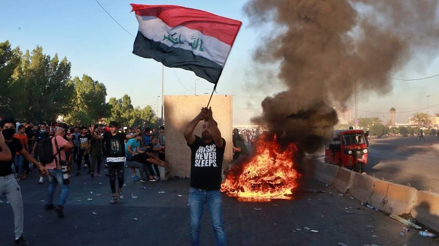Ирак охватили протесты против коррупции и нищеты: сотня жертв