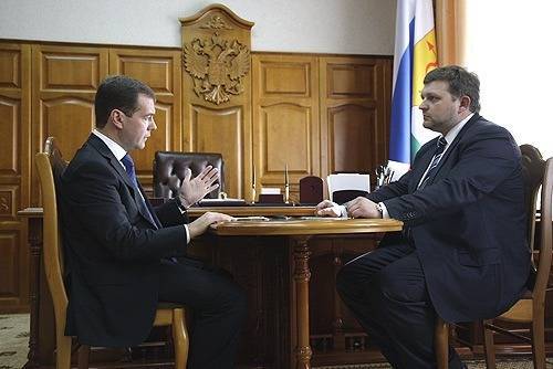 Белых заявил, что Дмитрий Медведев и Алексей Навальный даже не пытались ему помочь